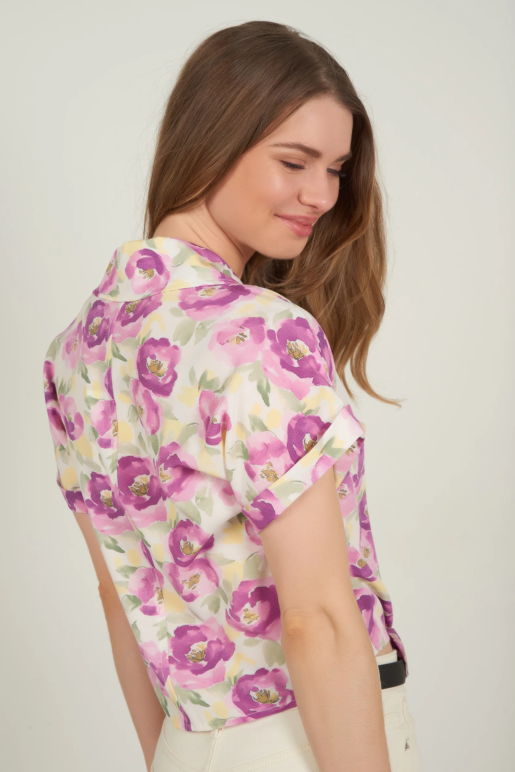 Blouse fleurie à manches courtes - ELISHA - (E-A7) - Image 10