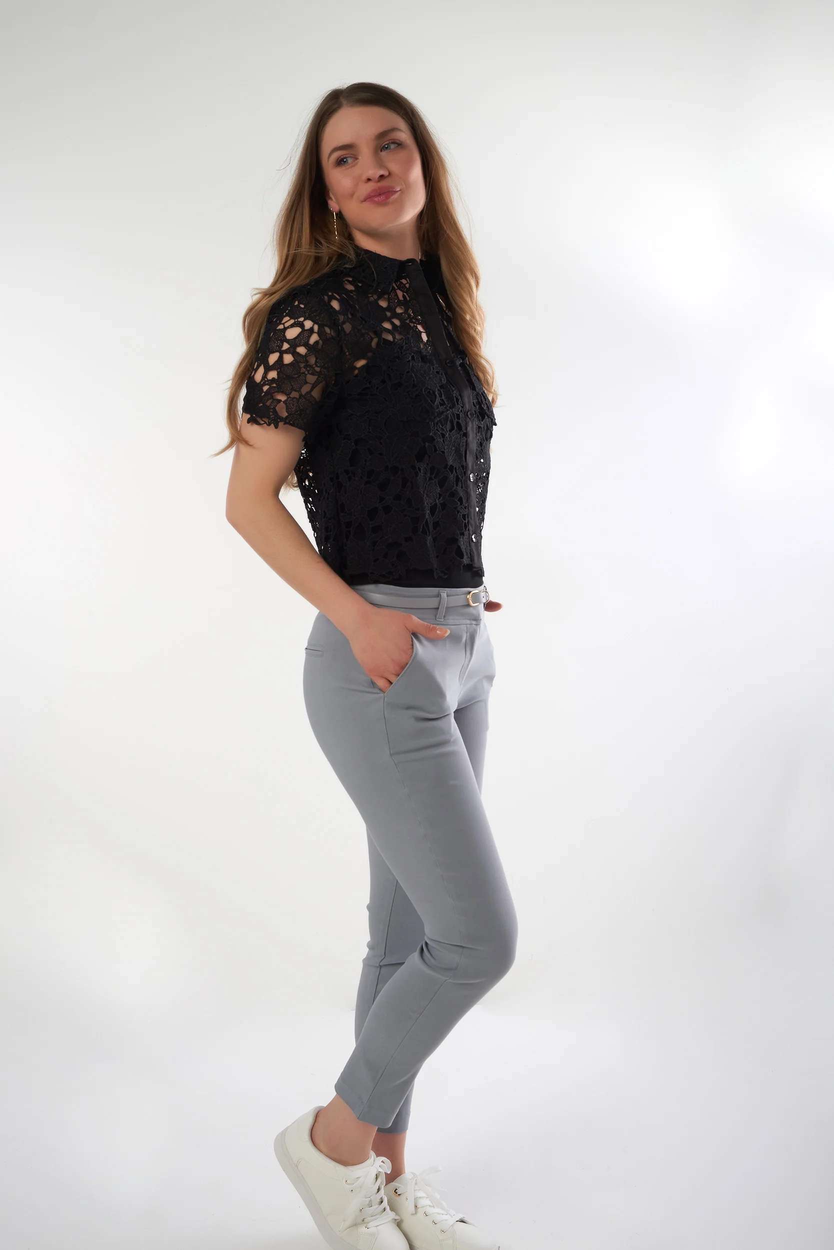 Blouse courte en dentelle - NOVA - (E-A6) - Image 4