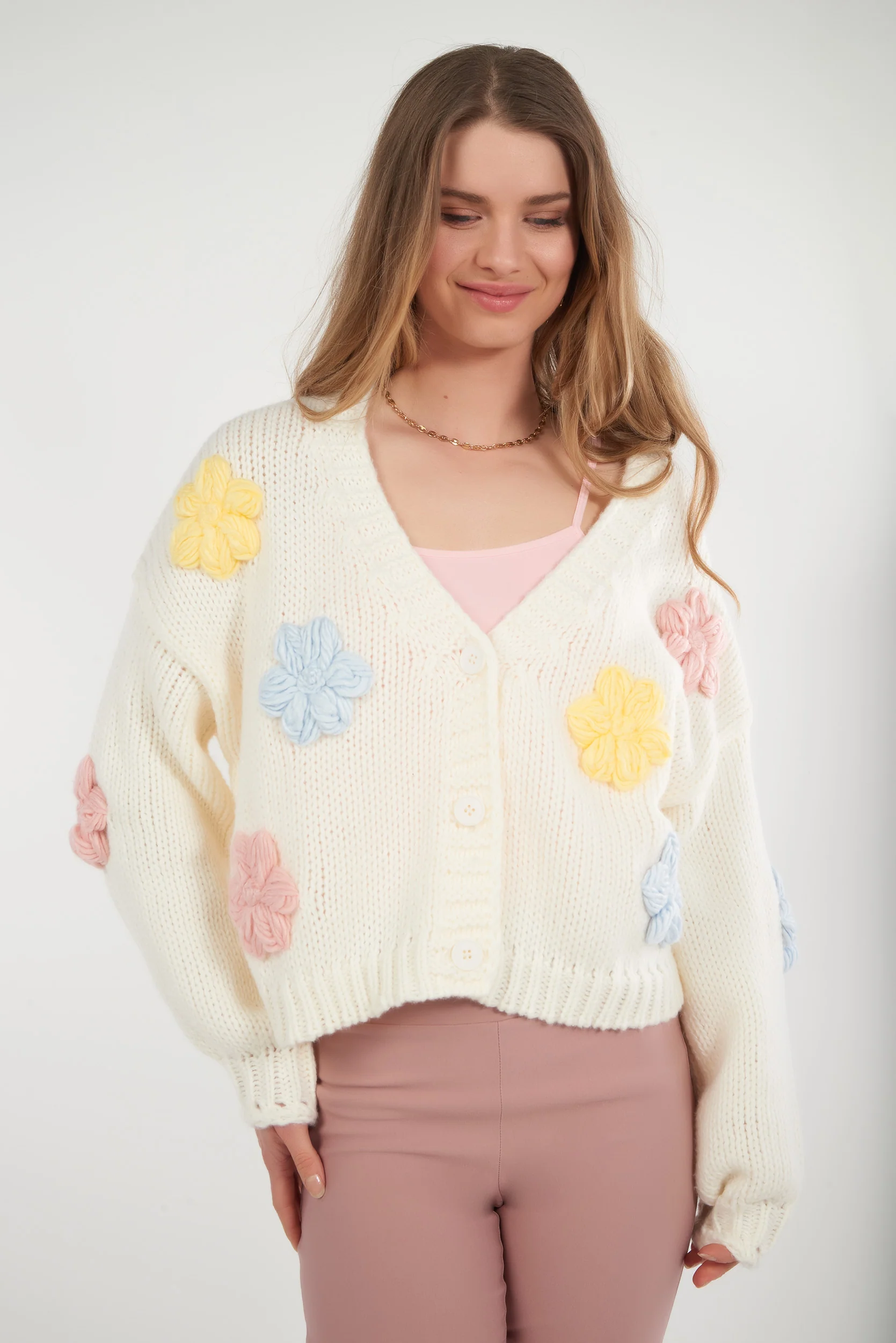 Cardigan en tricot à fleurs en relief - Y8755-B - (E-A9) - Image 3