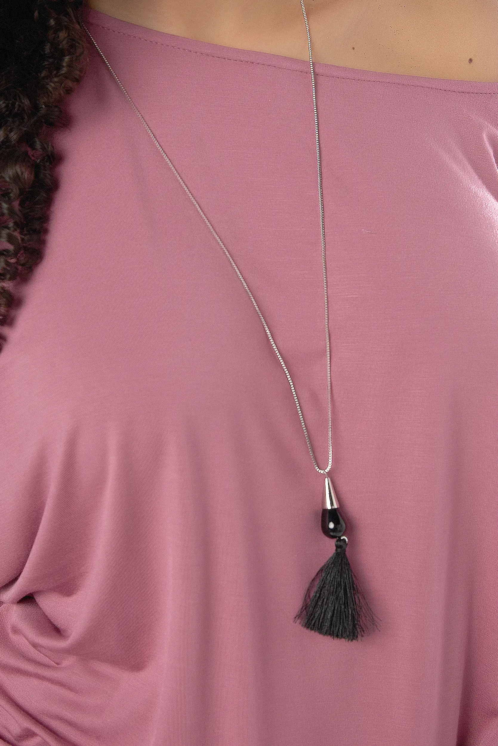 Collier long argenté avec pampille noire - C1196 - VENTE FINALE - Image 2