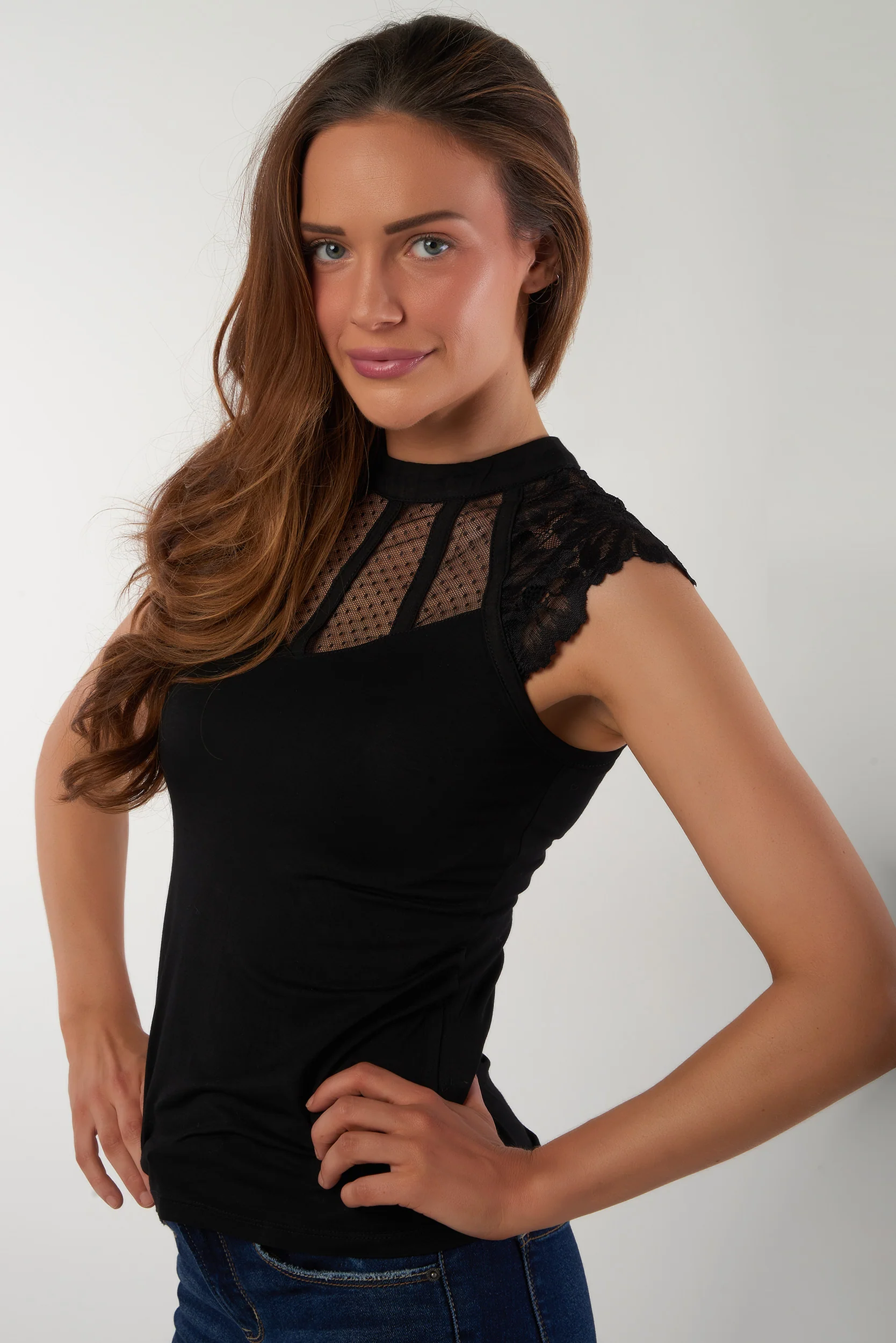 Haut avec dentelle sans manche - LISE-Y2 - (E-B4) - Image 21