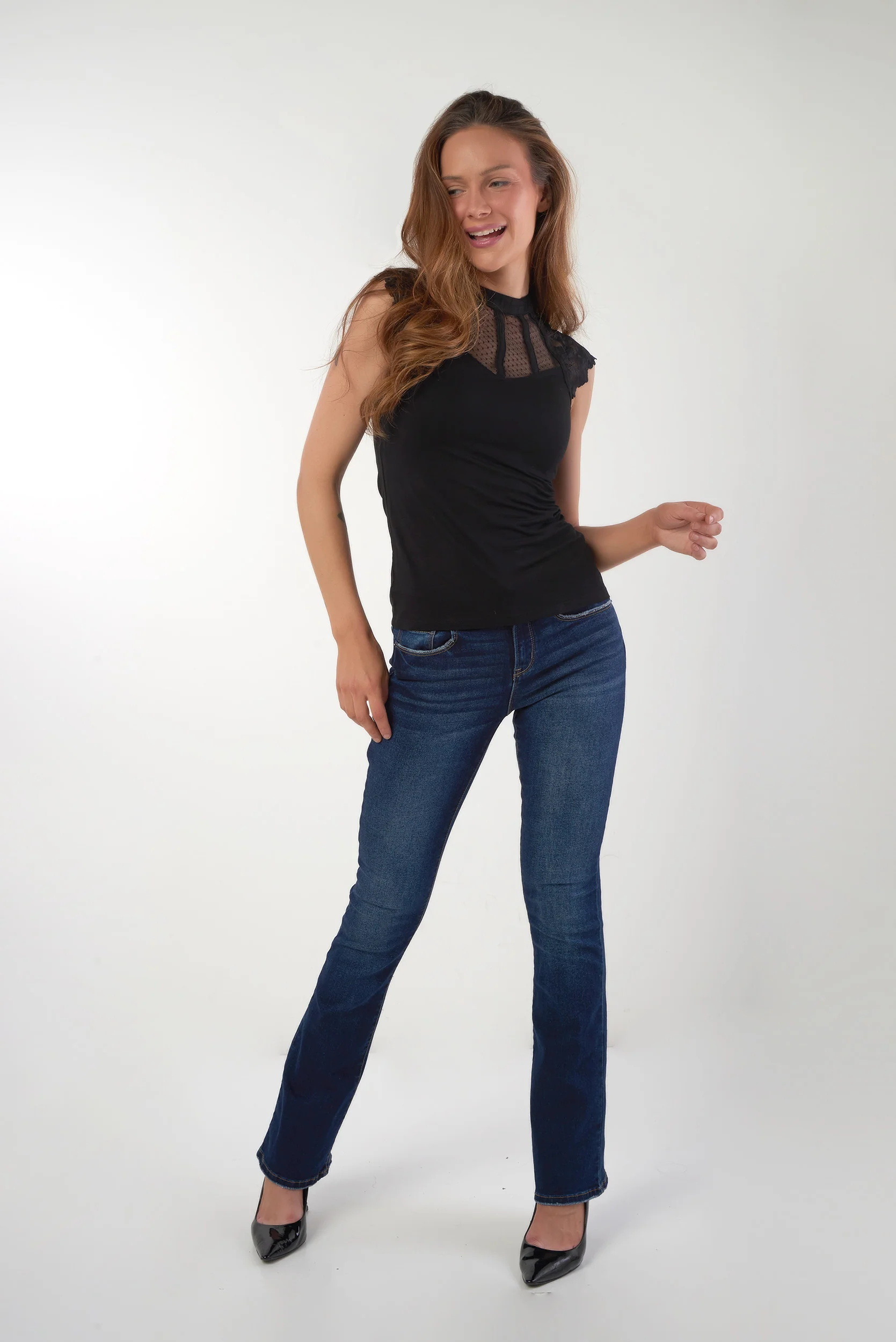 Haut avec dentelle sans manche - LISE-Y2 - (E-B4) - Image 23