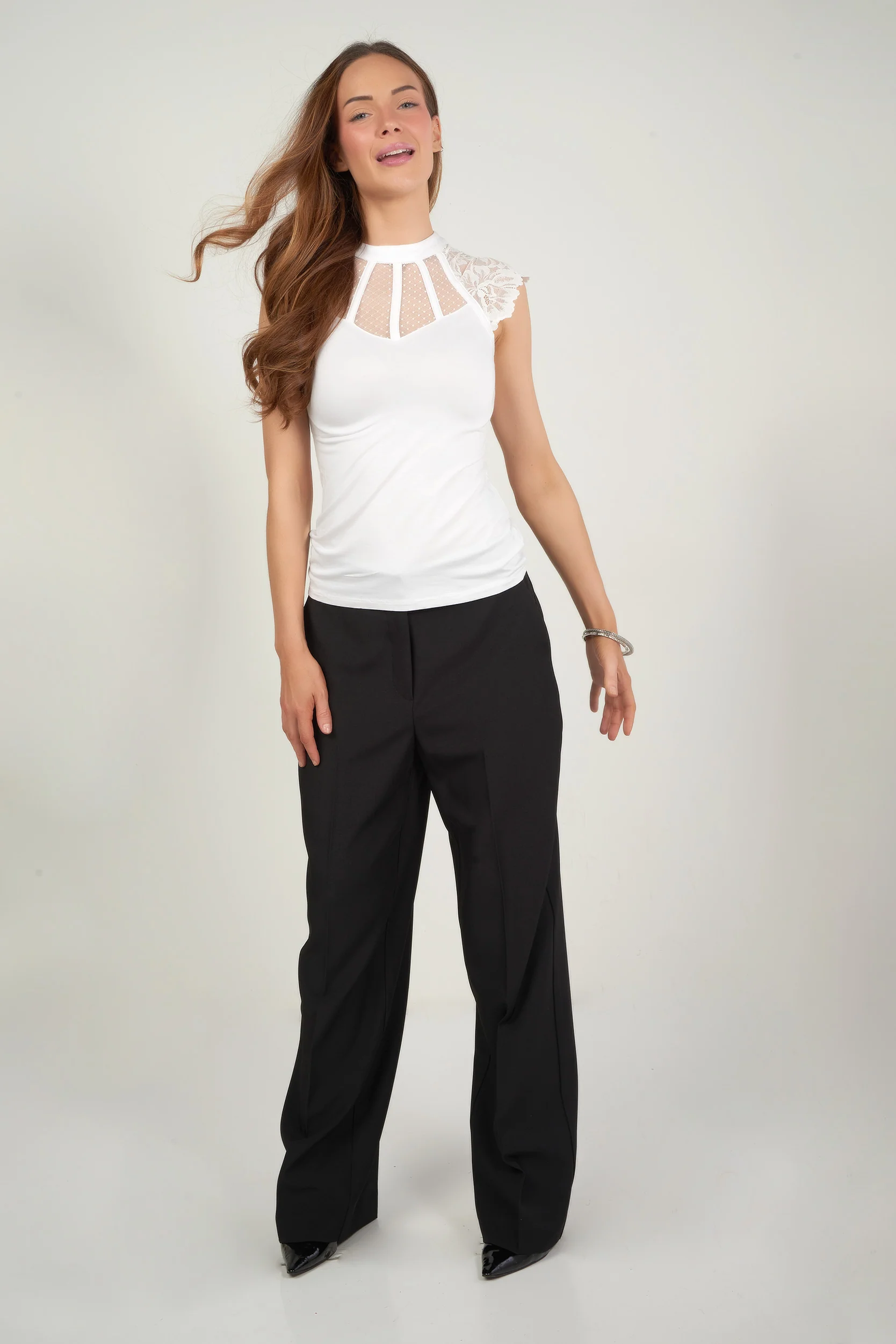 Haut avec dentelle sans manche - LISE-Y2 - (E-B4) - Image 4