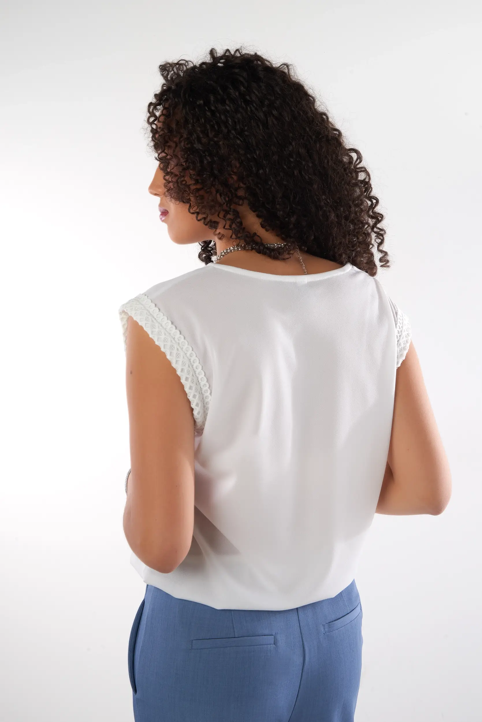 Haut blanc sans manches - HISPA - (R-A4) - Image 3
