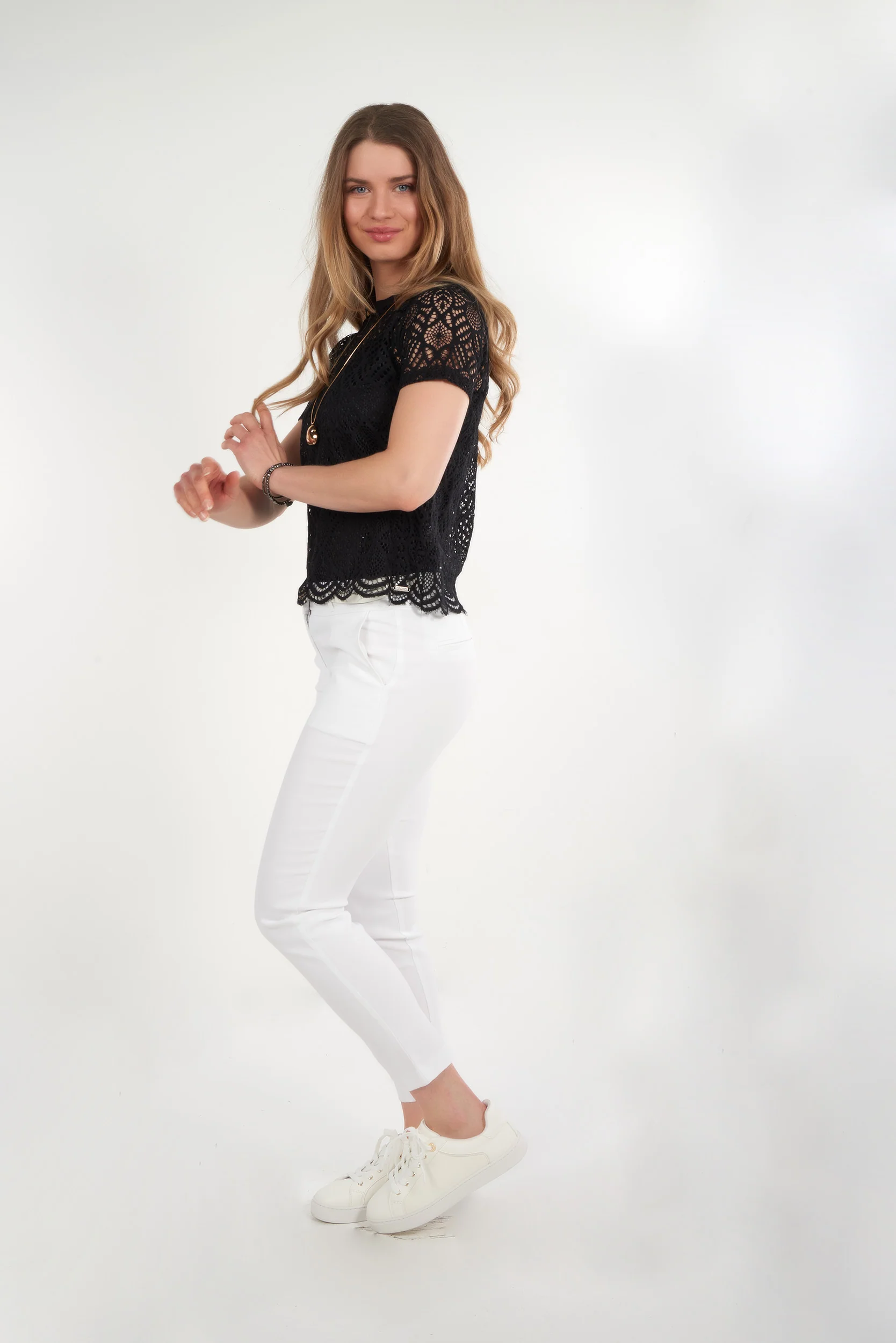 Haut en dentelle à manches courtes - MALINA - (E-A5) - Image 12