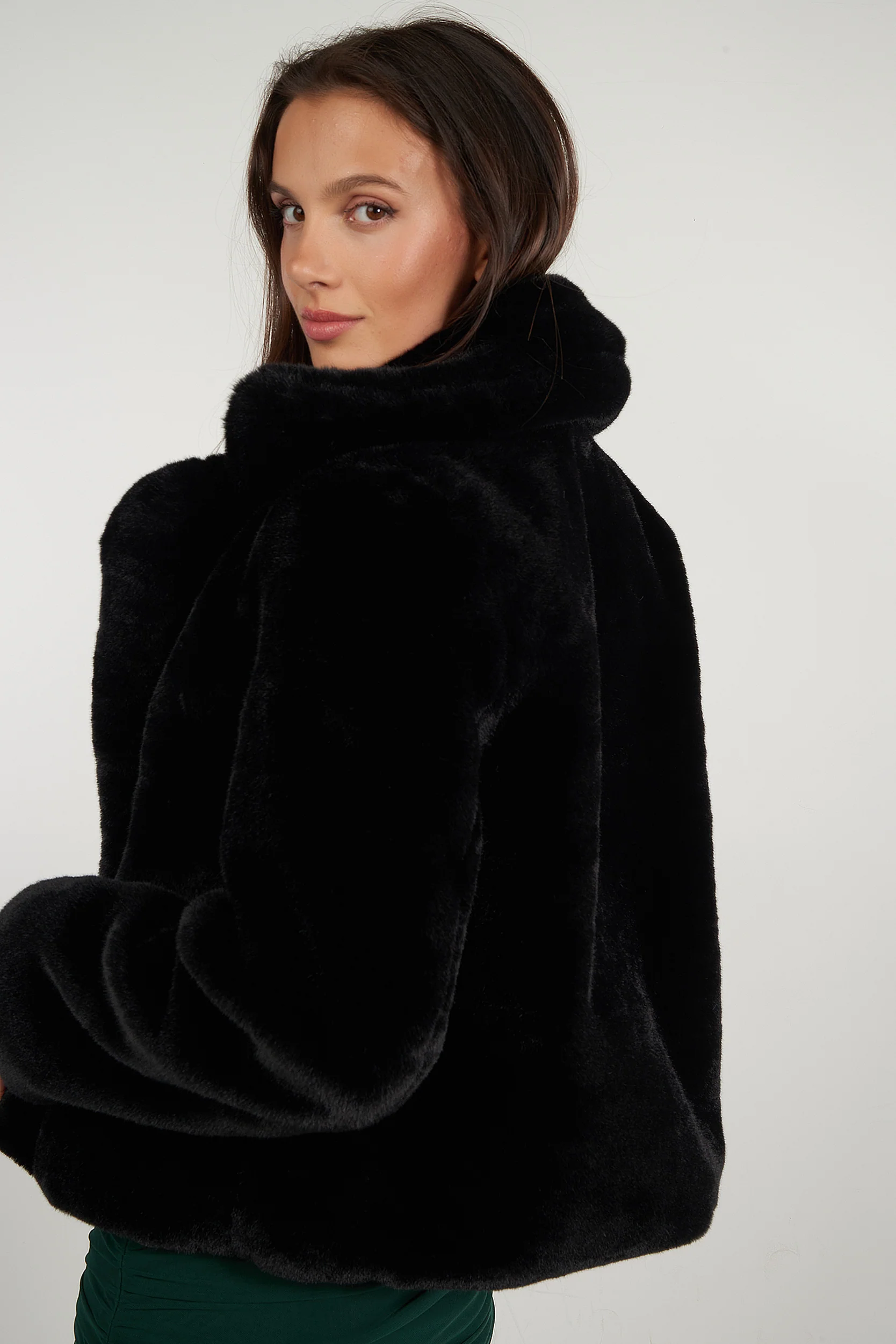Manteau court en fourrure - DIANA -  (E-C6) - Image 9