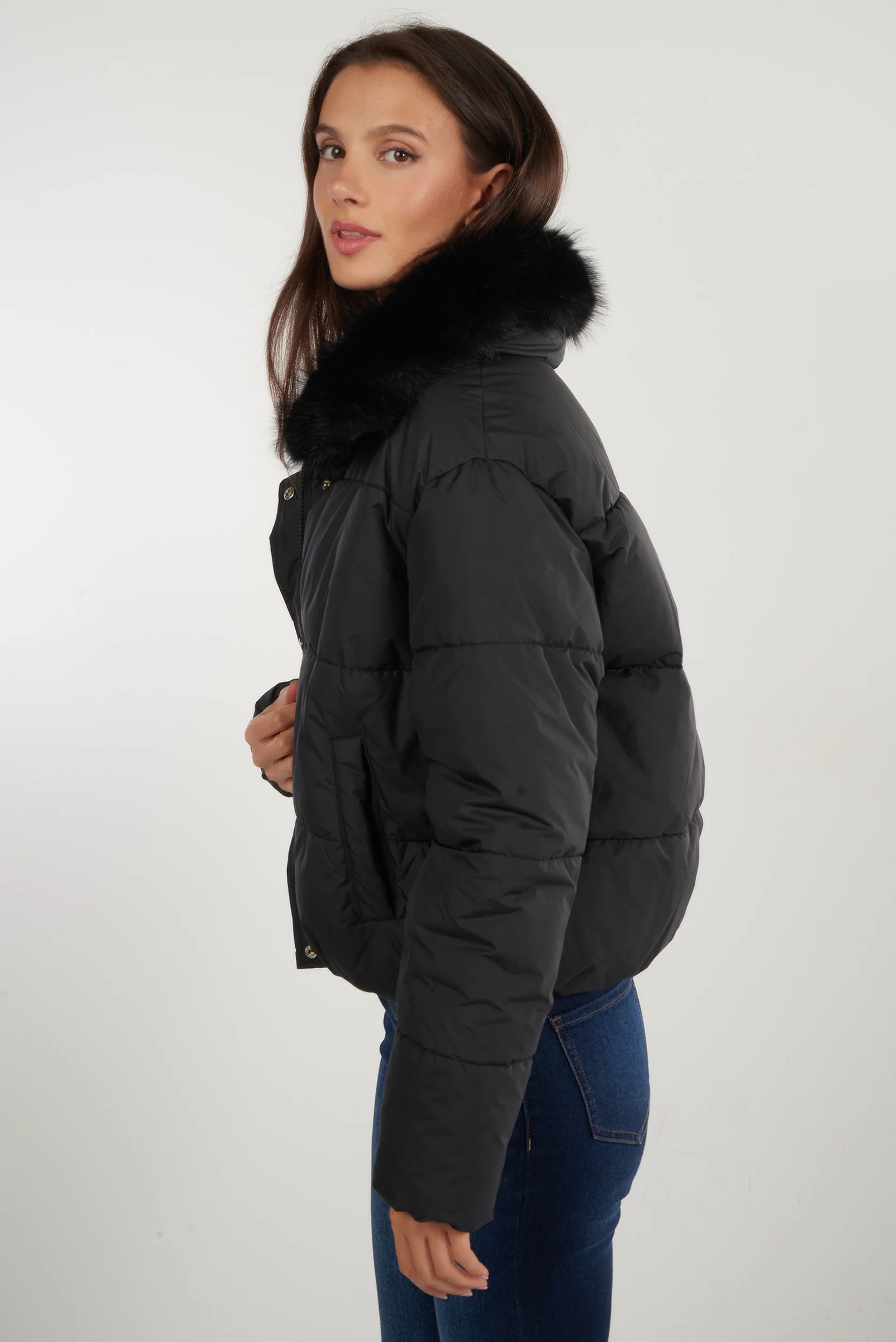 Manteau court à col en fourrure - CELINE - (E-C4) - Image 11