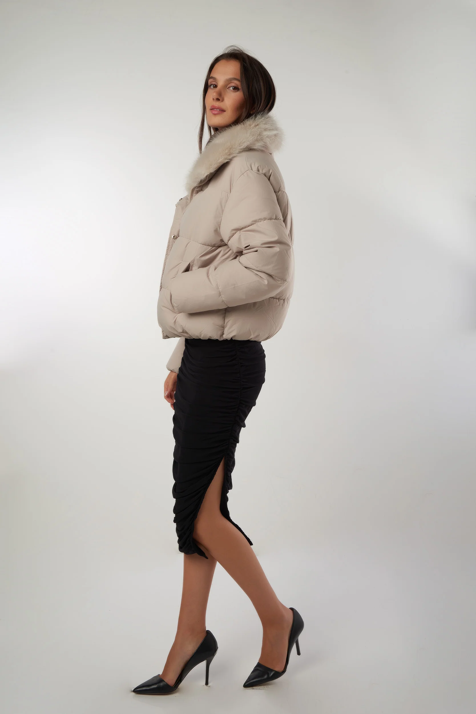 Manteau court à col en fourrure - CELINE - (E-C4) - Image 8