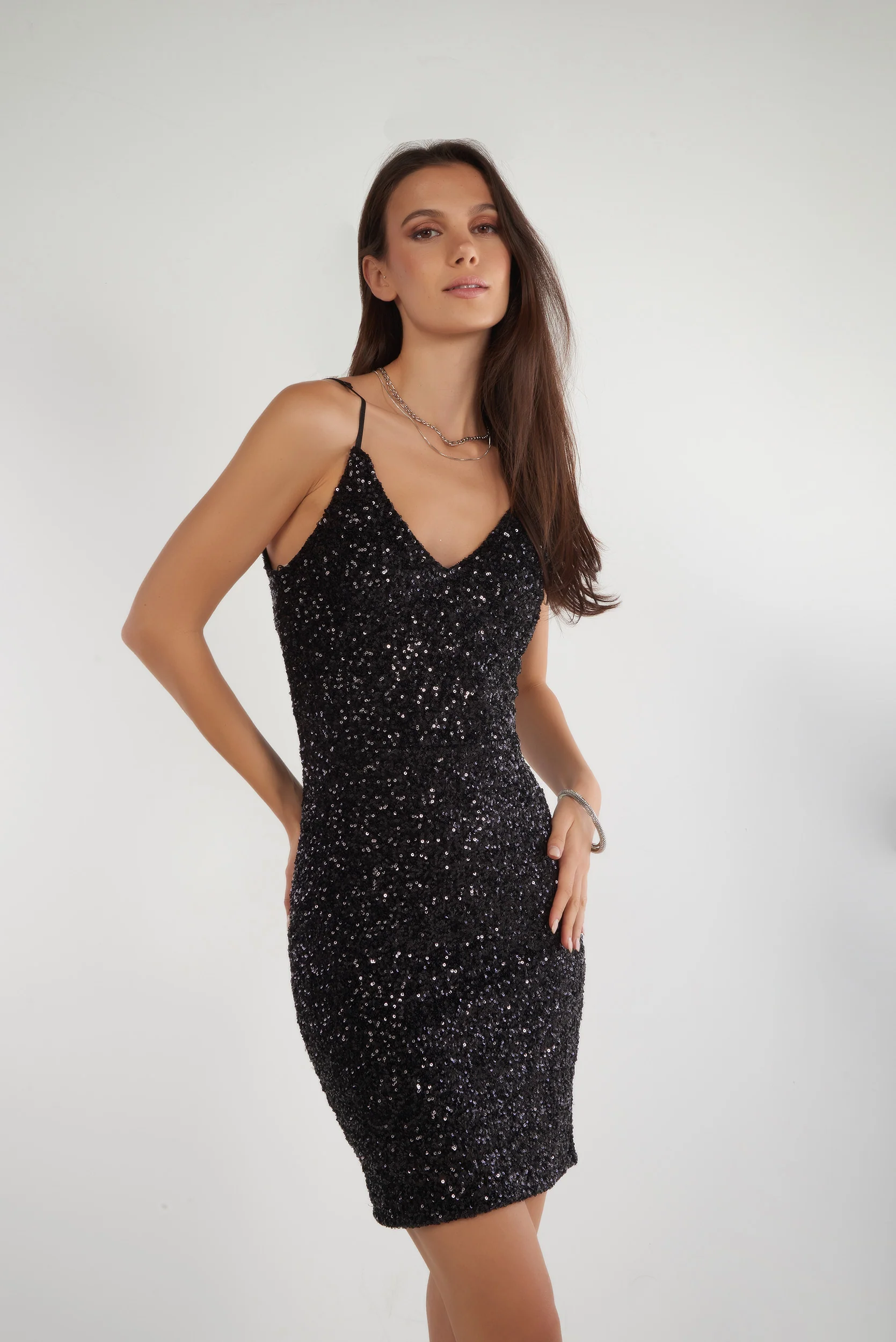 Robe en paillettes à dos en V - JAHNA - (R-B1) - Image 6