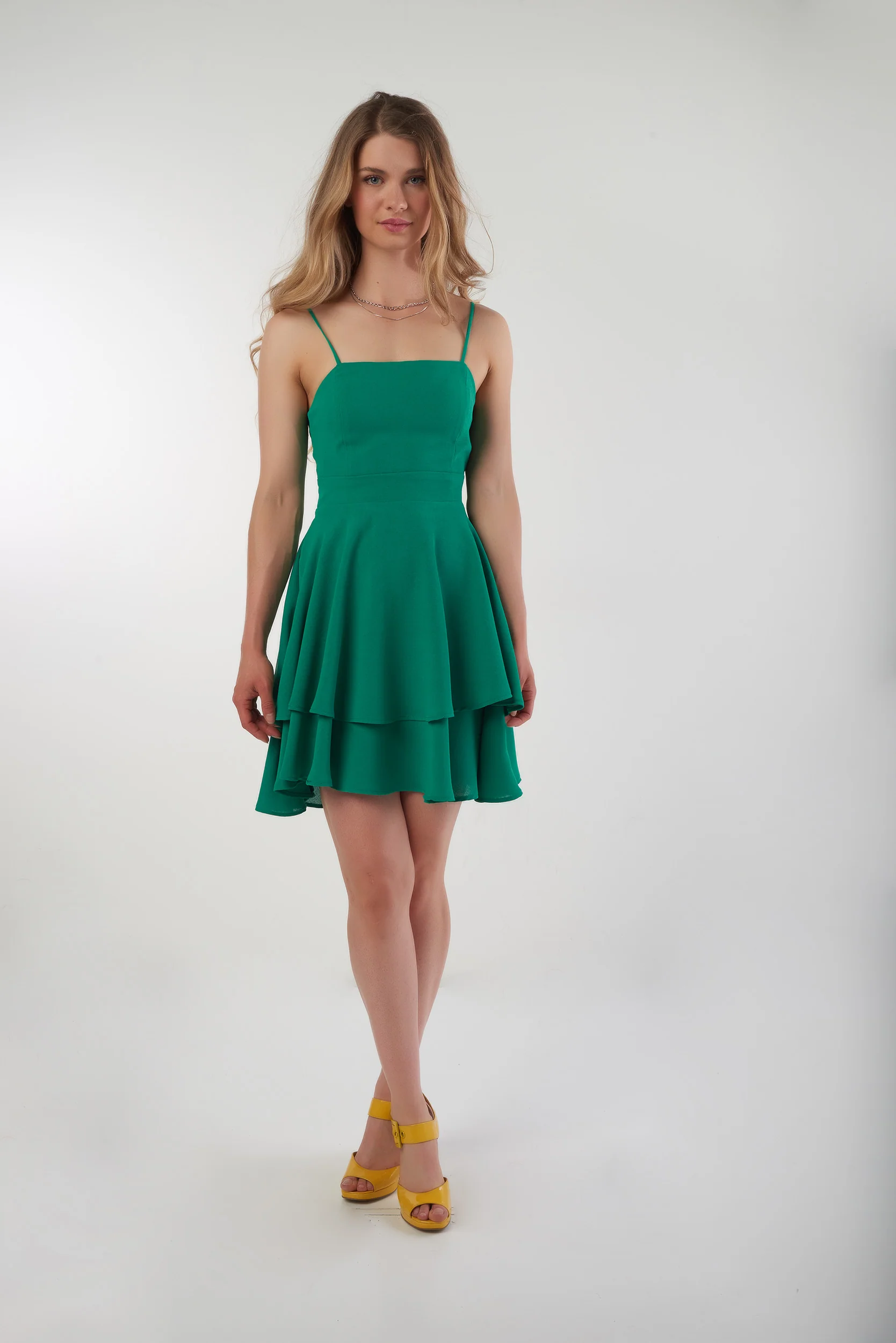 Robe à volants avec dos ouvert - JAMIRA-26 - (R-C2) - Image 7