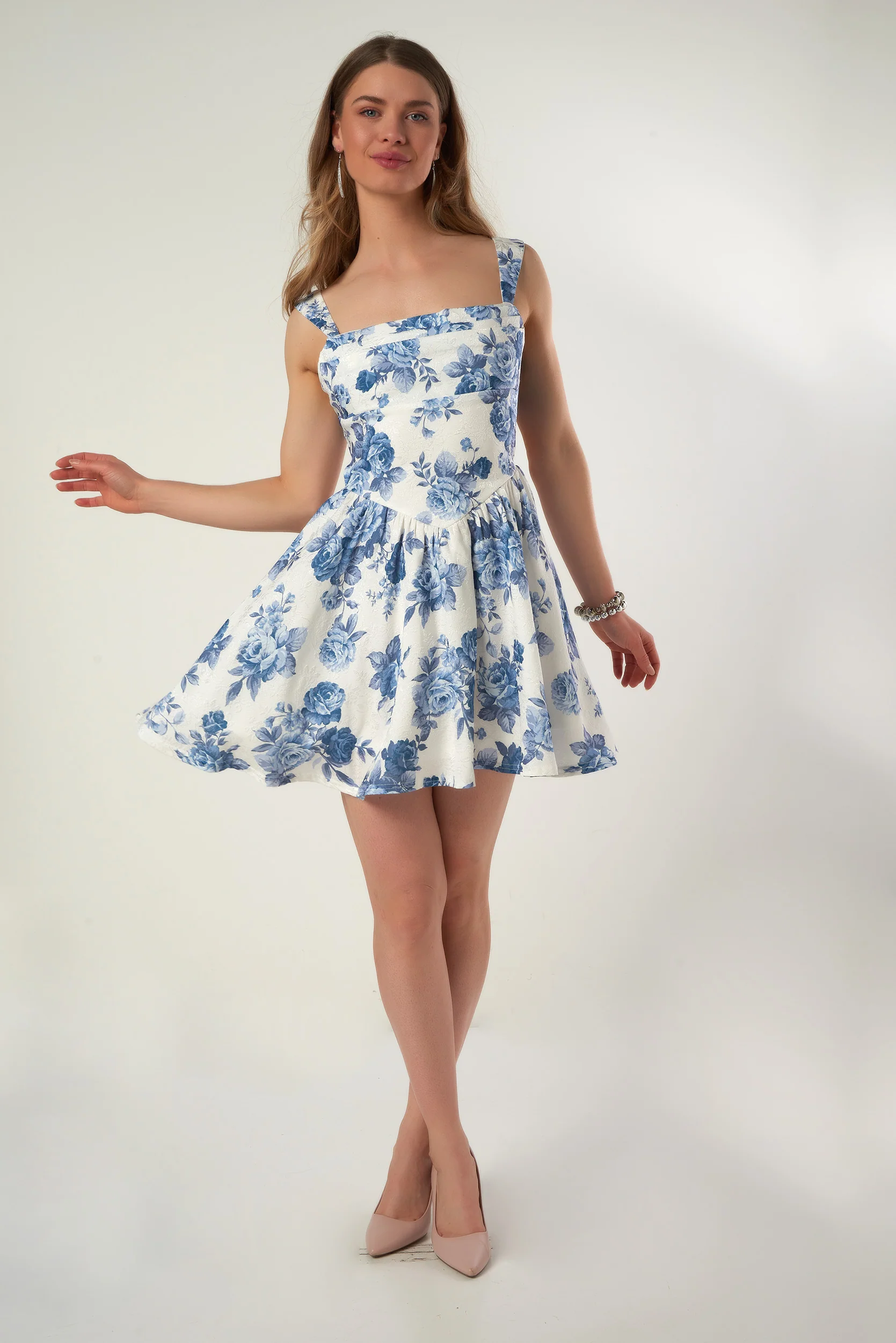Robe élégante avec dos ouvert - CD3876B - (E-A15) - Image 7